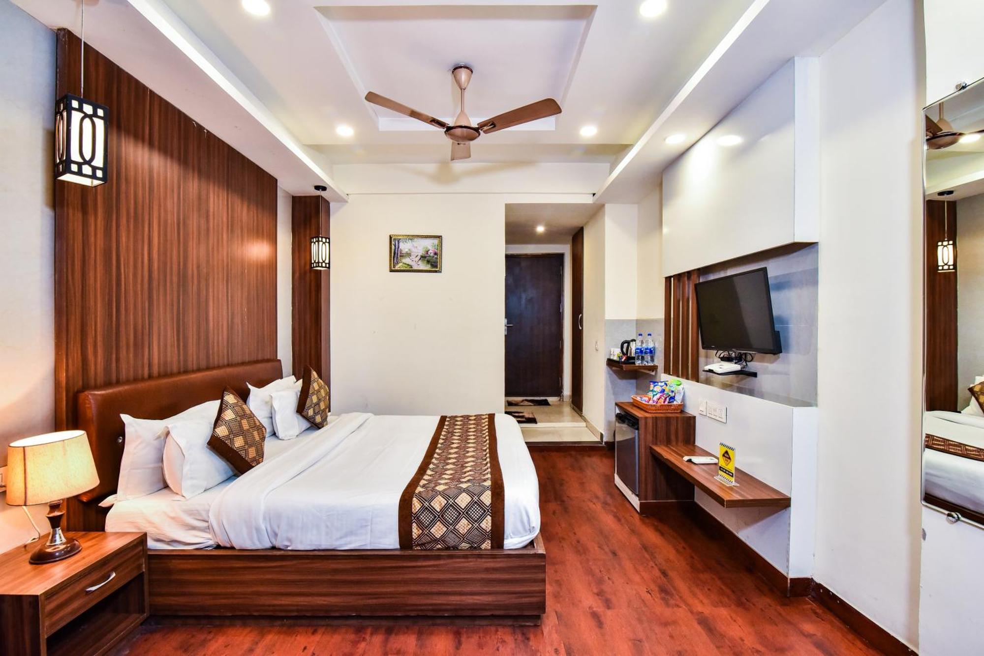 Pinaz Royale Hotel Amritsar Luaran gambar